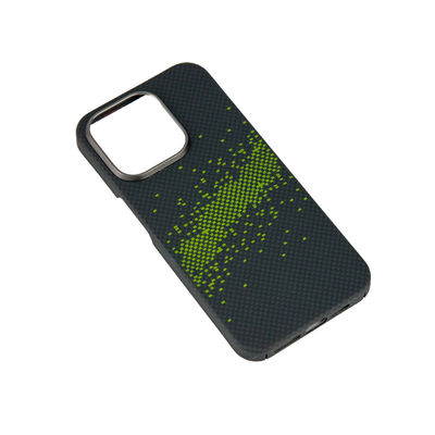 ২০২৪ নতুন বিলাসবহুল কাস্টমাইজড ০.৮মিমি পুরুত্ব ১৬ গ্রাম ওজনের Aramid ফাইবার ফোন কেস iPhone 16 Pro Max এর জন্য