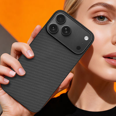 iPhone 17 Pro Max-এর জন্য মেটাল ফ্রেম সহ কাস্টমাইজড Aramid কার্বন ফাইবার মোবাইল কভার